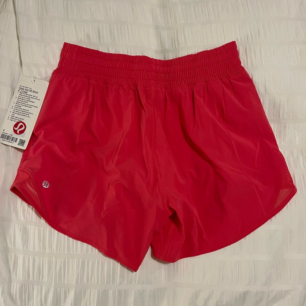 SOLD NWT Lululemon Hotty Hot High Rise Lined Short 4" in Lipgloss Pink Size 6 - Picture 9 of 11